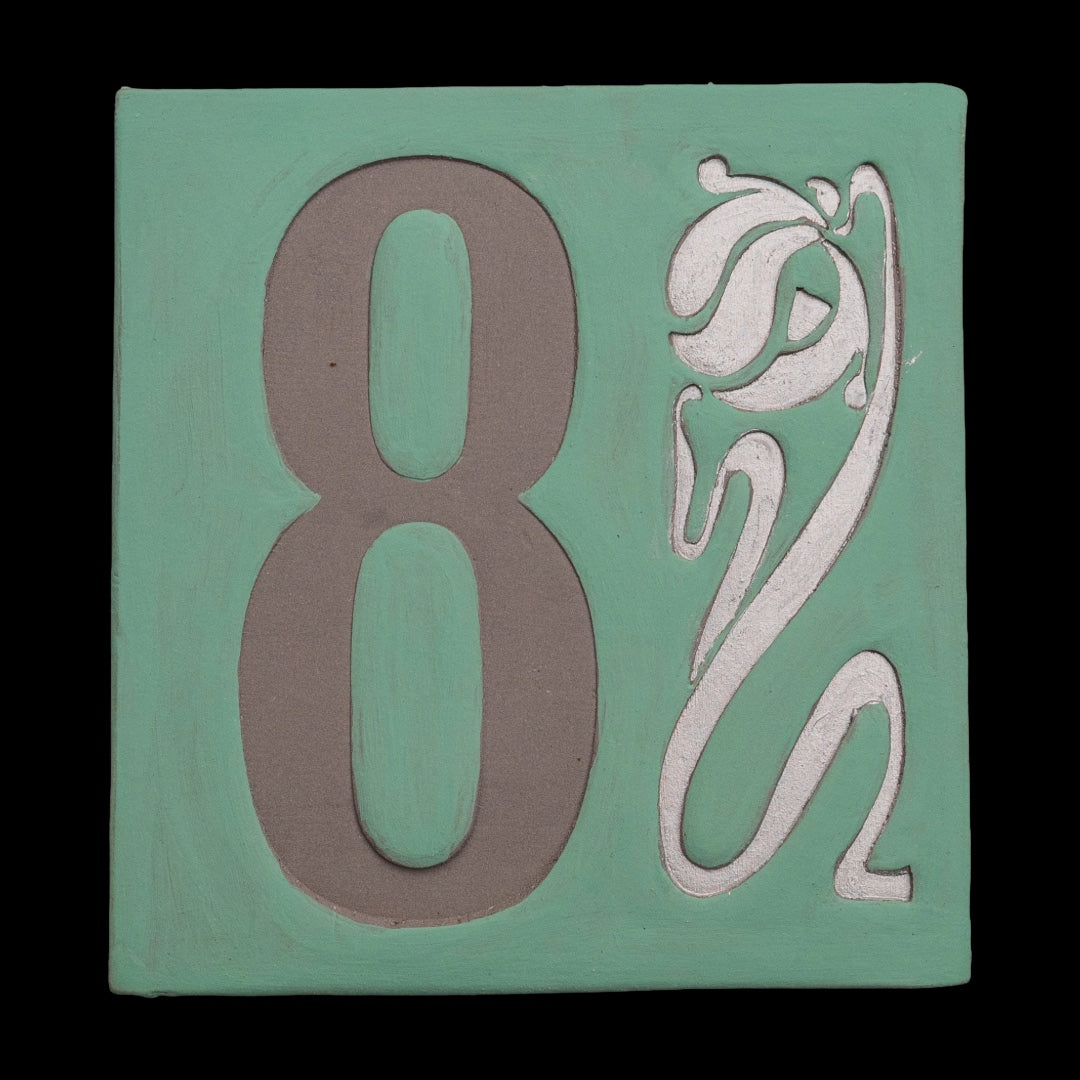 Handgemachte Hausnummer Tafel aus Keramik mit Tulpe – personalisierbar, wetterfest, Maße siehe Beschreibung*