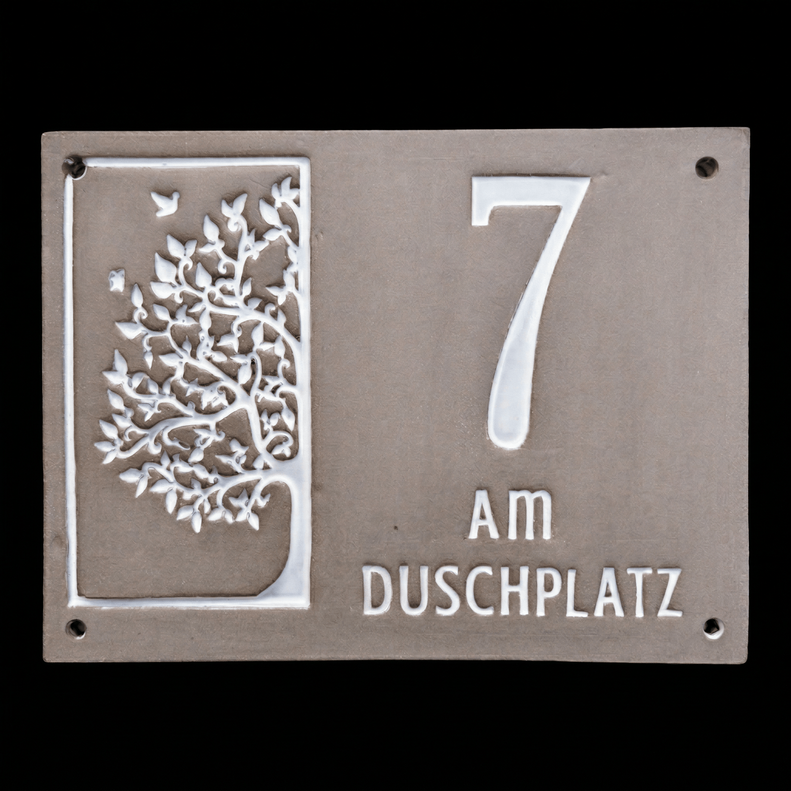 Handgefertigtes Hausnummernschild mit Baum – Mit Straßen, oder Familienname - Keramikwerkstatt Johanna Brückner