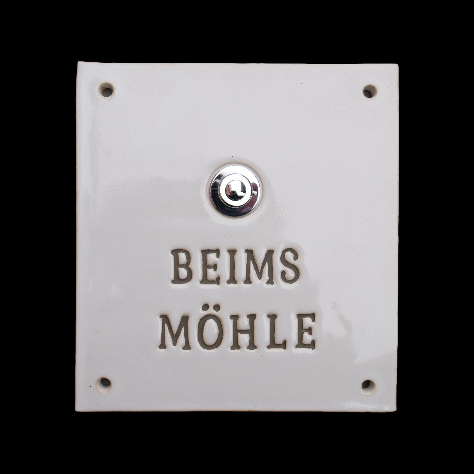 Handgefertigtes Keramik-Klingelschild mit Gravur – Weiß, 13×13 cm
