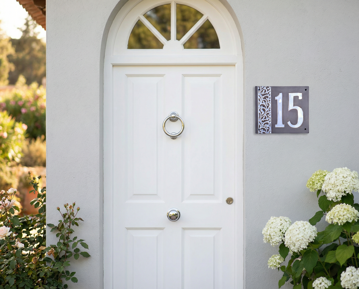 Handgefertigtes Hausnummernschild aus Keramik – Mit Straßennamen, individuell, Maße*siehe Beschreibung