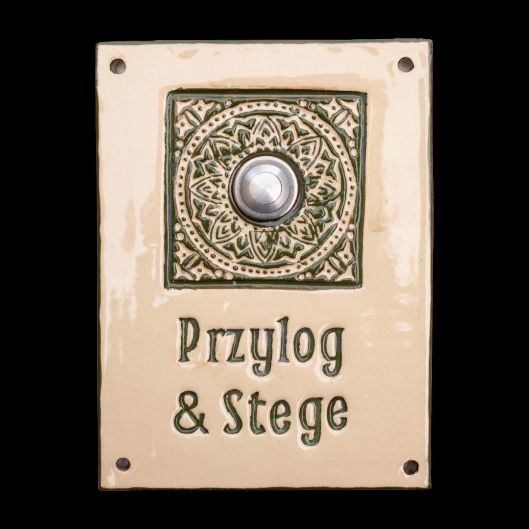 Handgefertigtes Türschild aus Keramik – Namensschild in Grün/Beige, ca. 15x20 cm.
