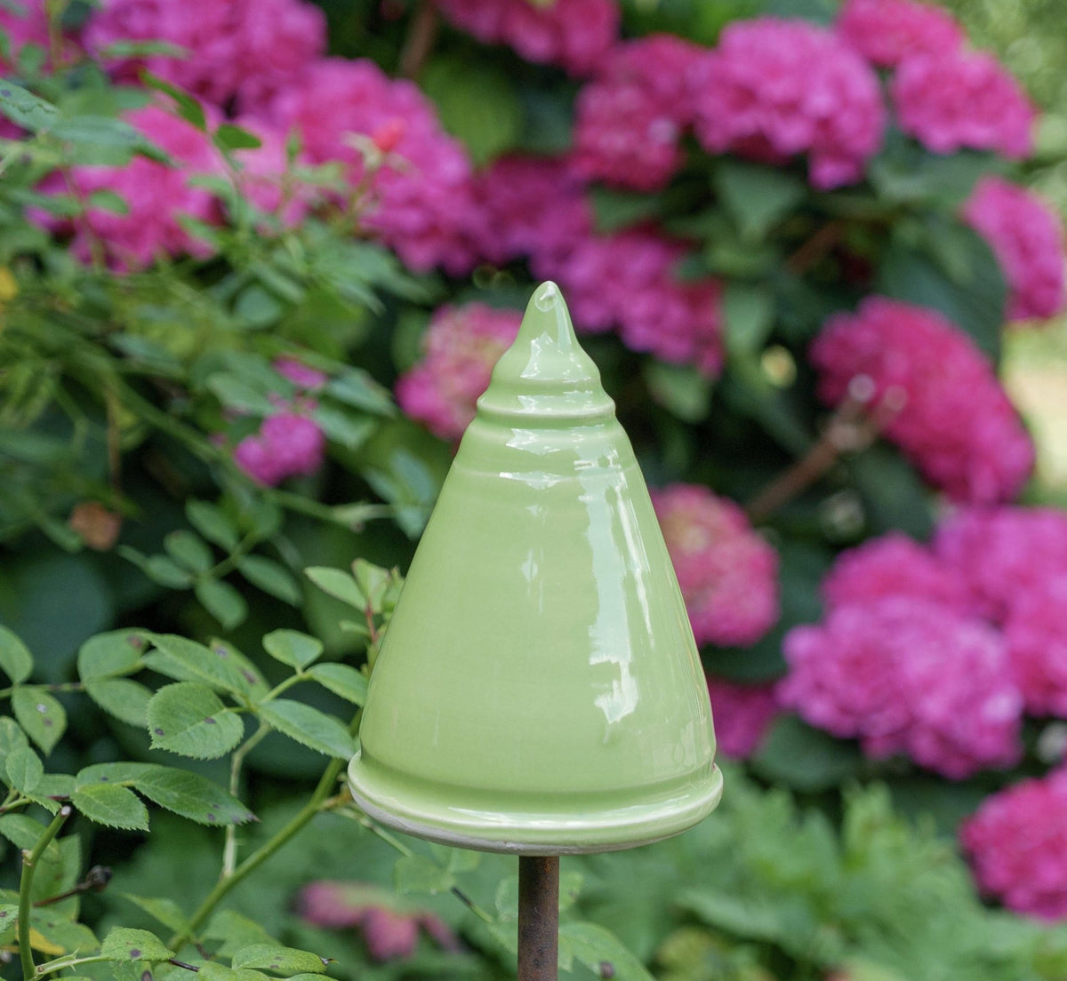 Gartenspitze,handgefertigt aus Keramik, ein Hingucker in Ihrem Garten,Auch schön als Geschenk für Gartenliebhaber - Keramikwerkstatt Johanna Brückner