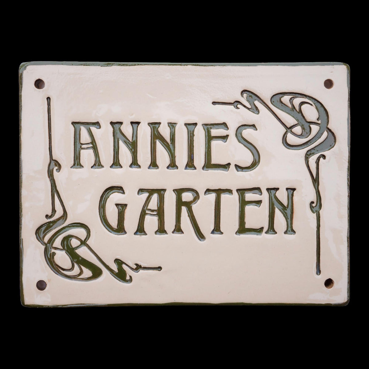 Handgefertigtes Keramik-Türschild mit Jugendstil Muster – ca. 27×23 cm