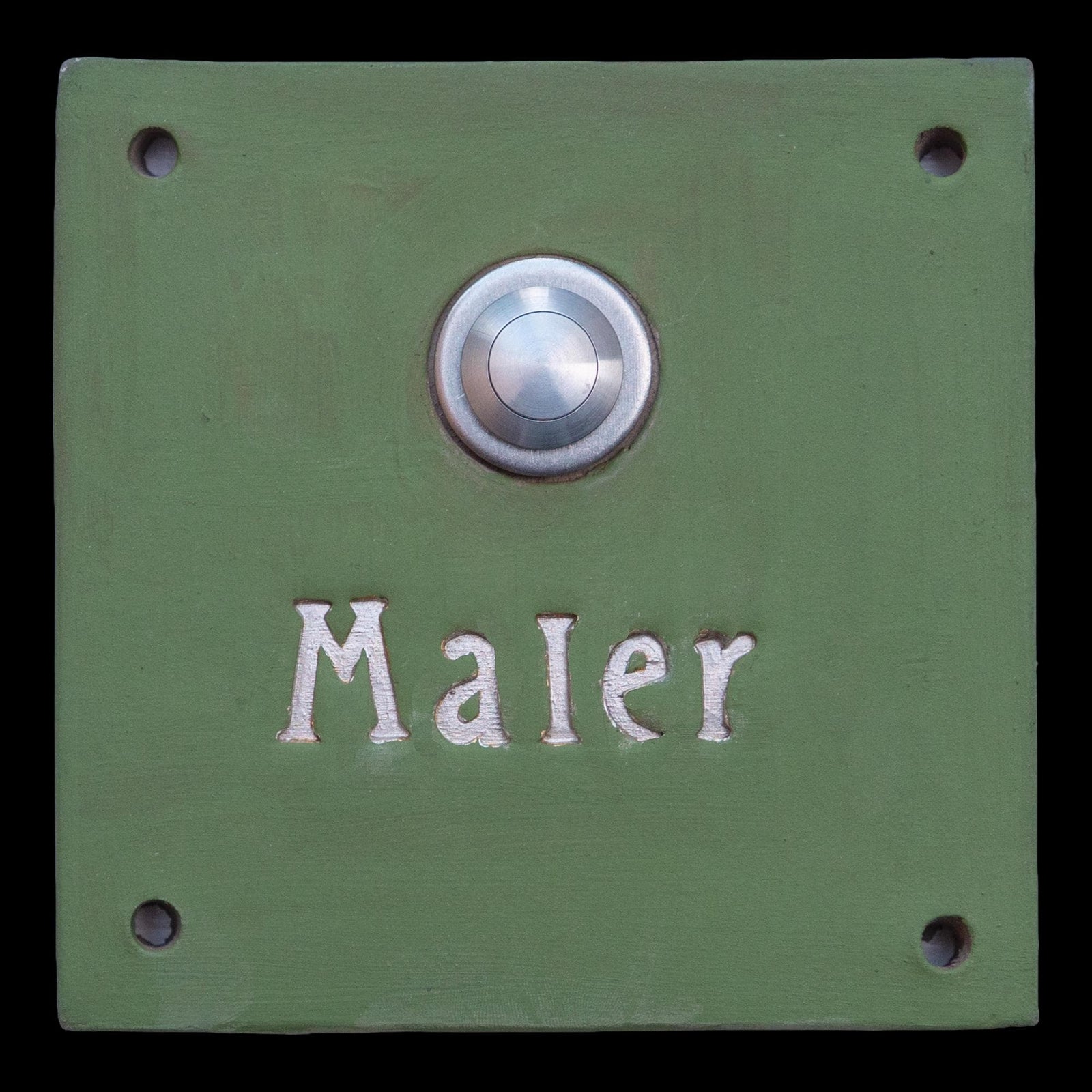 Handgefertigtes Keramik-Klingelschild mit Gravur – Grün matt, 13×13 cm