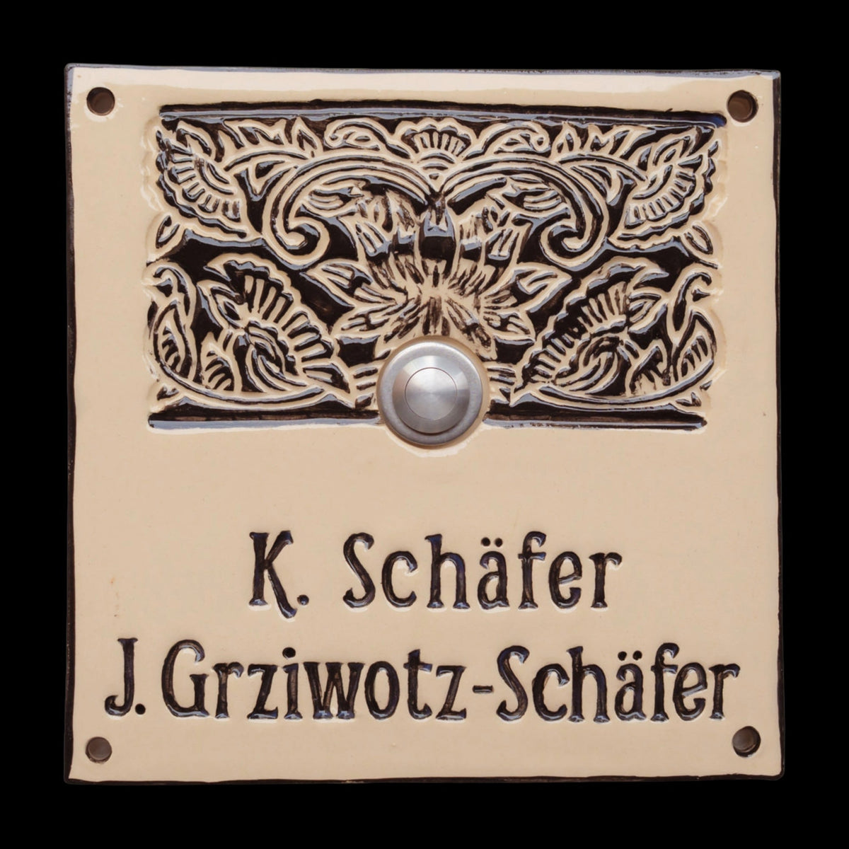 Handgefertigtes Keramik-Türschild mit Lilienmuster – Namensschild