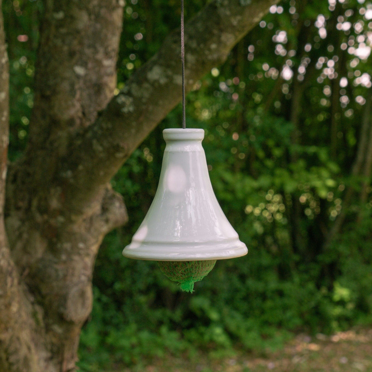 Handgefertigtes Meisenknödel - Dach aus Keramik – weiß, frostfest &amp; wetterbeständig - Keramikwerkstatt Johanna Brückner