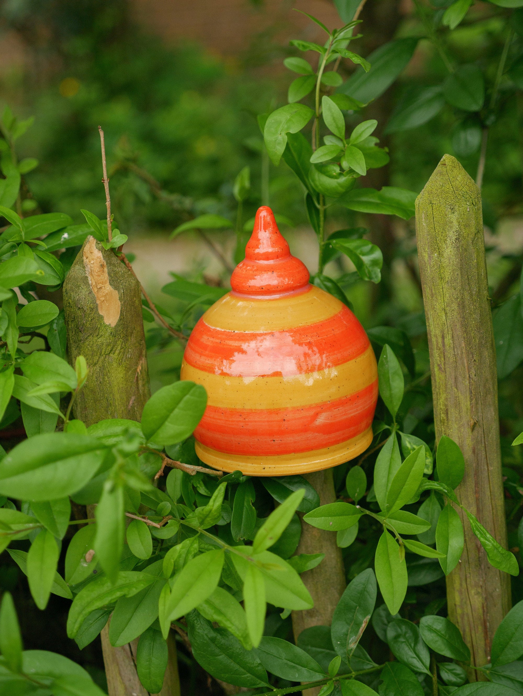 Gartenspitze, Beetstecker H ca 12cm, Öffnung 5-6cmEine kleine Gartenspitze, ca 12cm,orange