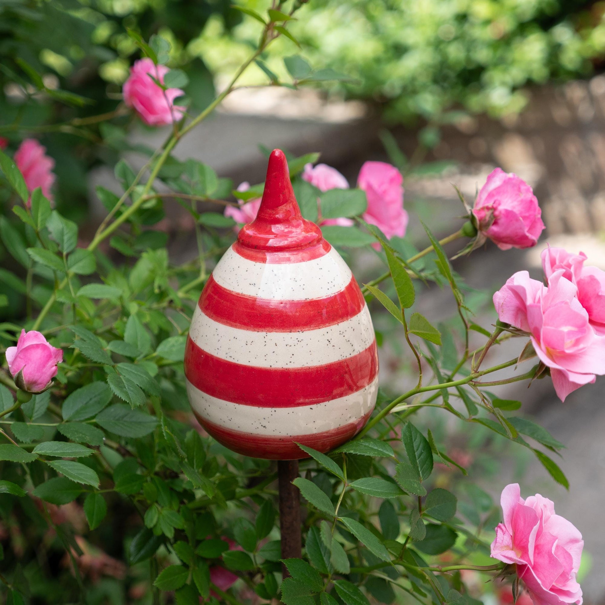 Gartenstecker, Beetstecker, Gartenspitze klein (ca 12 cm hoch, öffnung 2-3 cm ) Rot
