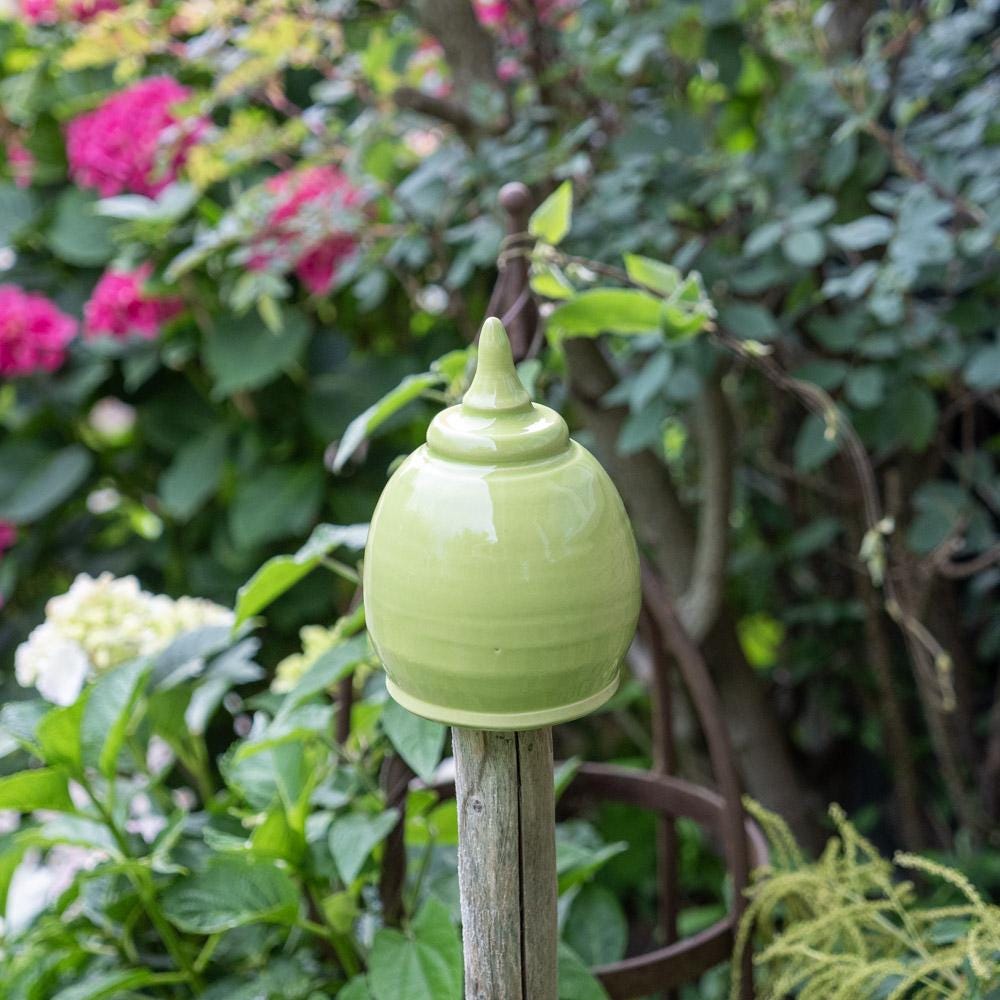 Gartenstecker, Beetstecker, Gartenspitze klein (ca 12 cm hoch )grün, Öffnung ca 5-6