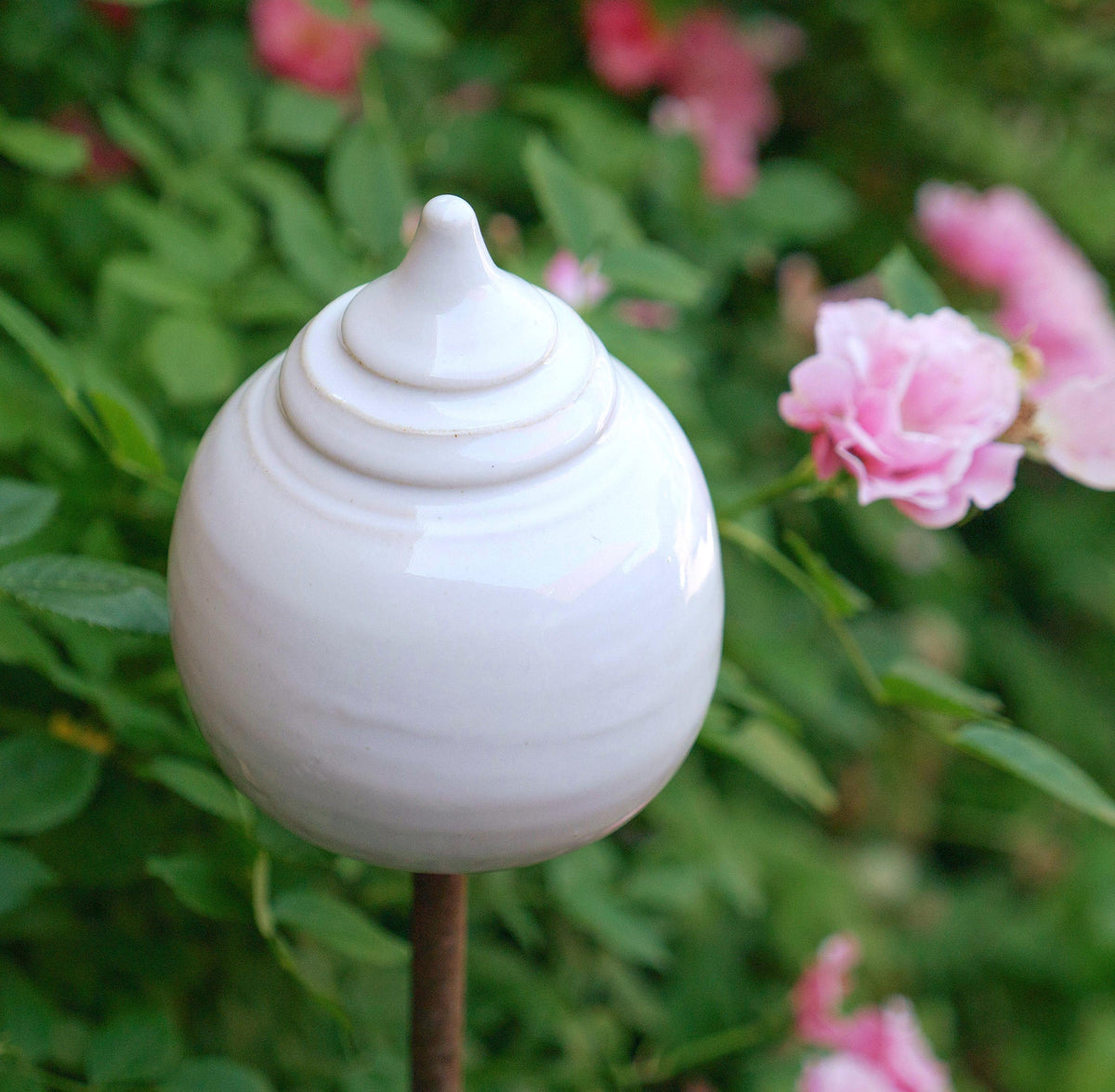 Gartenstecker, Beetstecker, Gartenspitze weiß (ca 12 cm hoch, breite Öffnung 2-3cm )