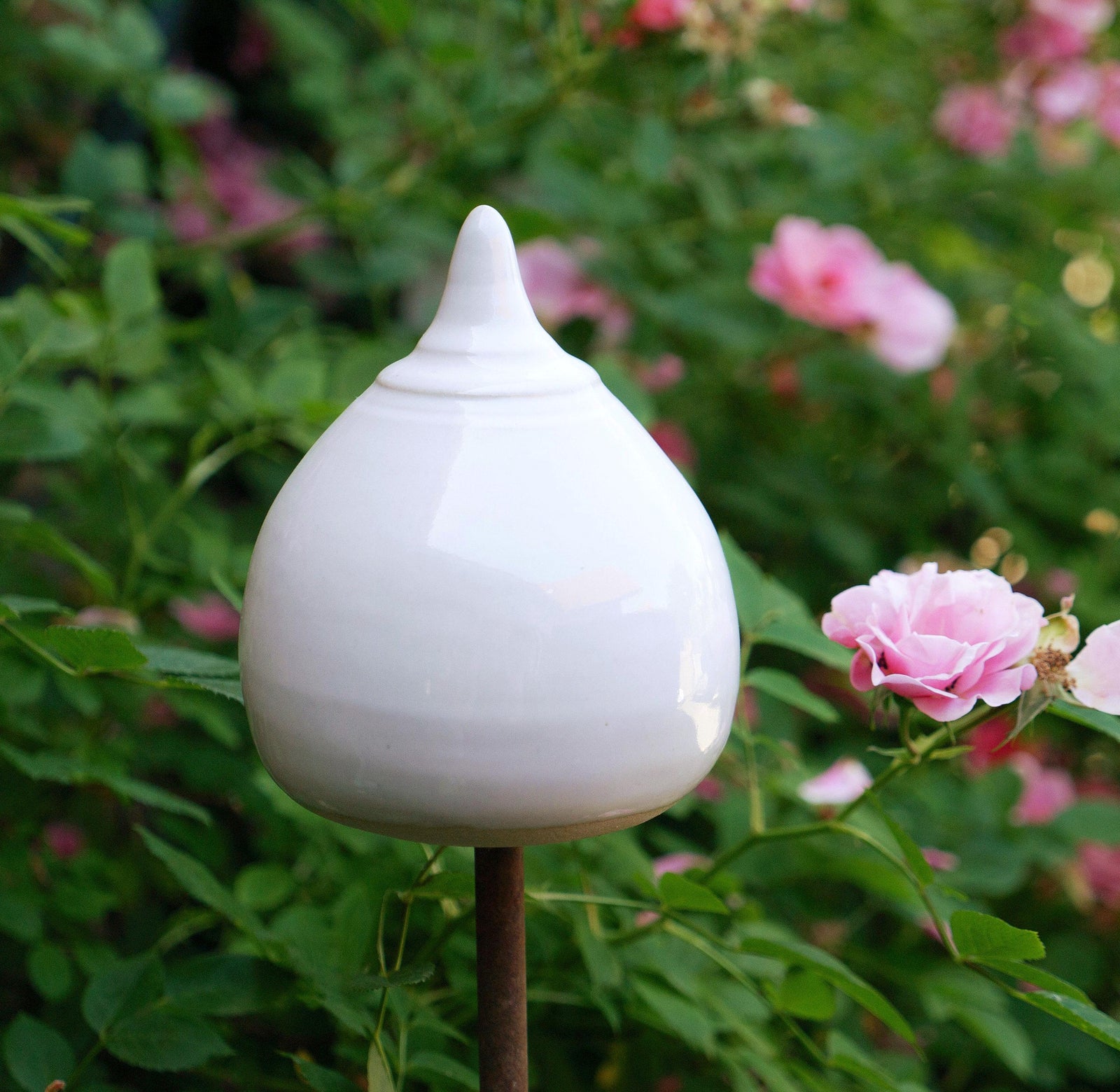 Gartenstecker, Beetstecker, Gartenspitze weiß (ca 12 cm hoch, breite Öffnung 2-3cm )