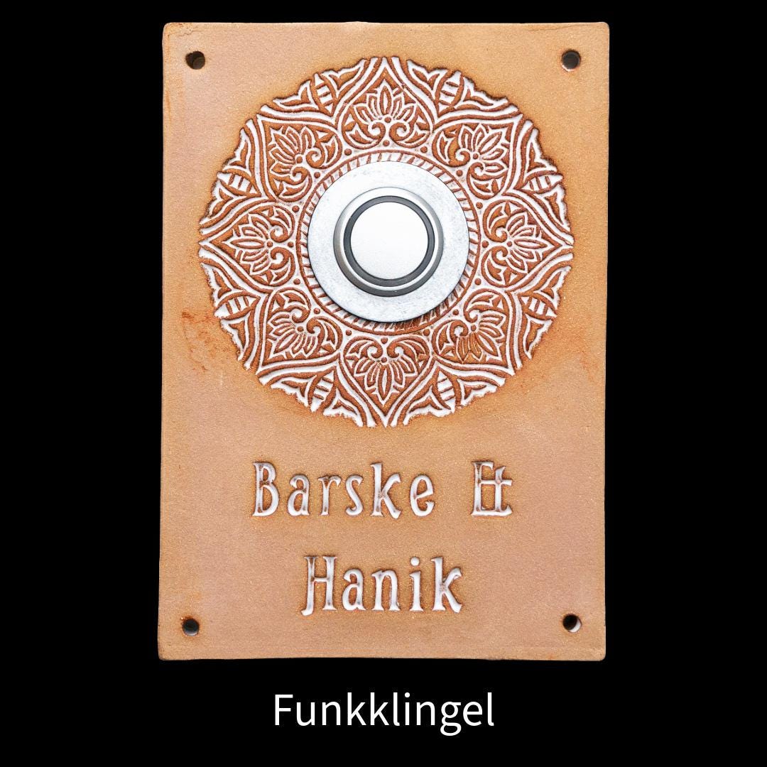 Funkklingel,Keramik Türschild personalisiert Namensschild Familie frostfest , Unikat Einzugsgeschenk handgetöpfert, cm