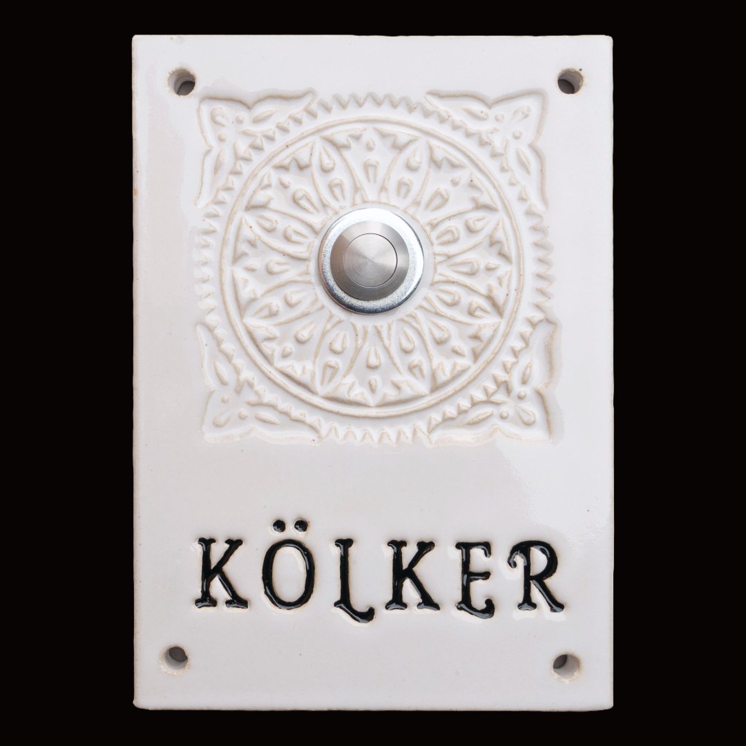 Elegantes handgefertigtes Keramikklingelschild Kölker mit Verzierung