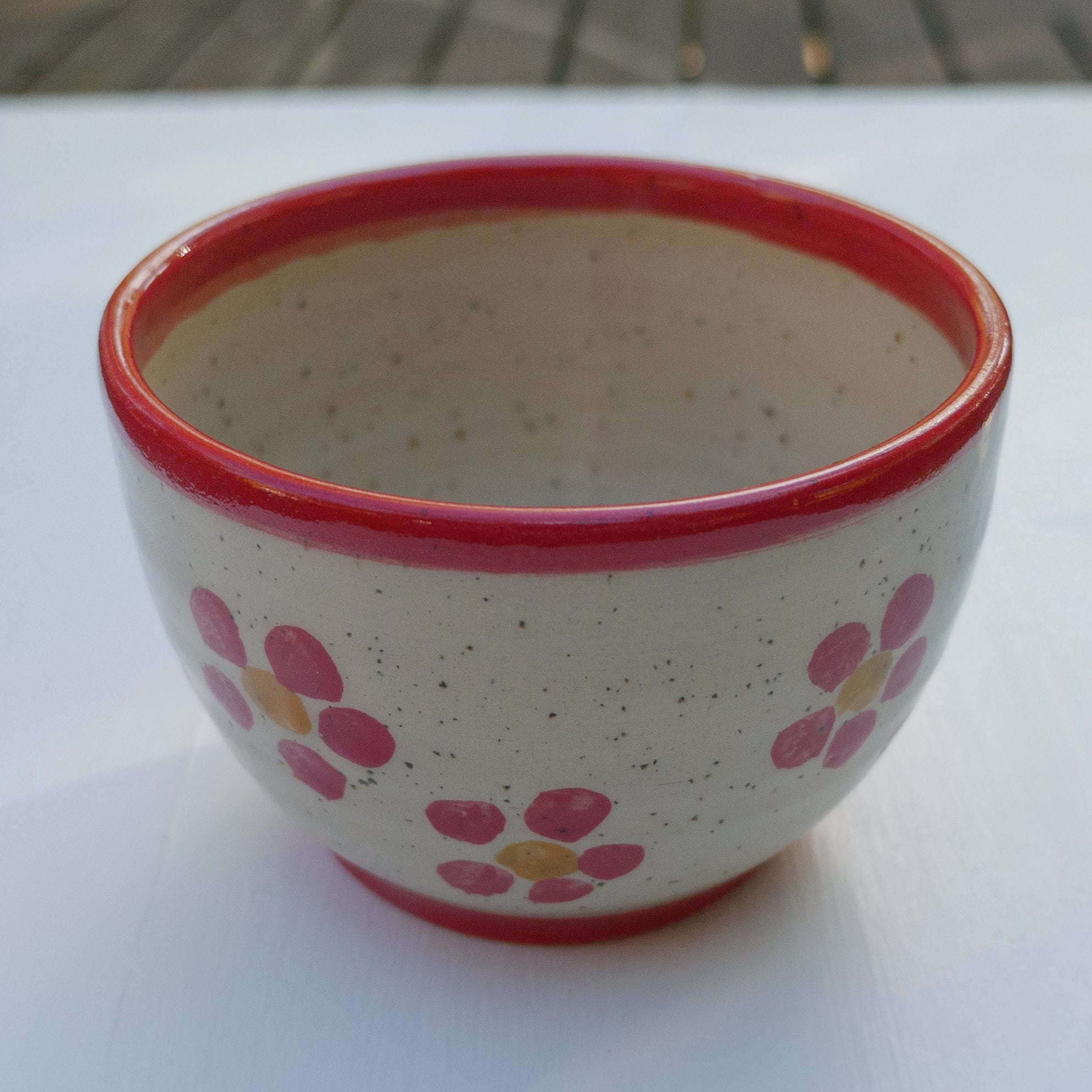 Becher,Teeschale mit Blumen H 7 cm, B 12 cm